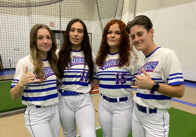 Galveston College Softball players